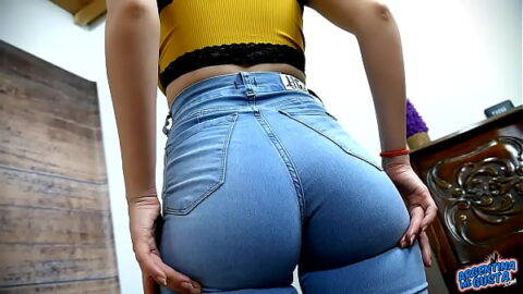 AMAZING Natural TITS & a Huge Deep Camel-toe and Round Ass In Very Tigth Denim