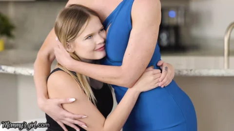 MOMMY’S GIRL – Kit Mercer Resolves Coco Lovelock’s Dentist Fear By Eating Her Pussy On Her New Couch