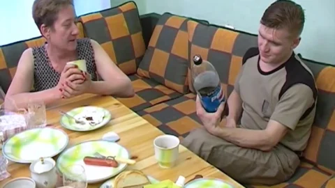 Blowjob and hard fuck after breakfast for a granny woman