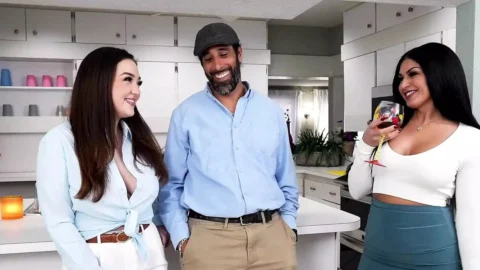 Experienced MYLF Teaches A Virgin Boy Everything He Needs To Know About Fucking Like A Man
