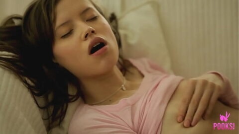 Horny as fuck, Lynn tears off her clothes, her massive natural tits bouncing free. Her pussy’s already throbbing, slick with need as she grabs her trusty glass cock. She slams it into her tight cunt!
