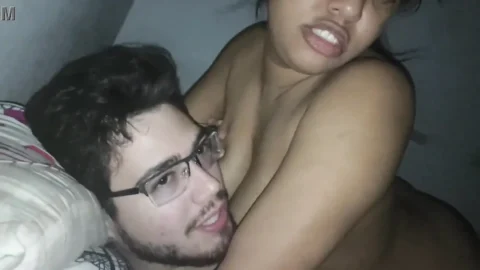 18 year old brunette big saggy tits from New York United States fucking her stepbrother’s big dick laboratory