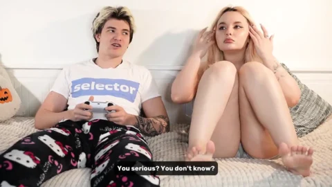 Step-sister Fucked Me so Hard She Almost Broke the Bed