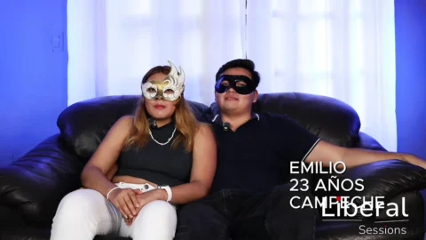 GROOM CONVINCES HIS GIRLFRIEND TO RECORD HIS FIRST PORN VIDEO