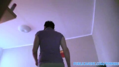 PublicAgent Mature masseuse gives a happy ending