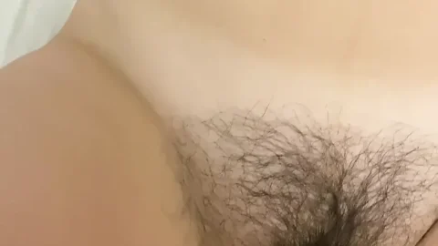 Cums on my face accidentally
