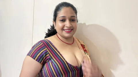 Sexy Indian maid Fucked by boss first time at home Hindi Audio
