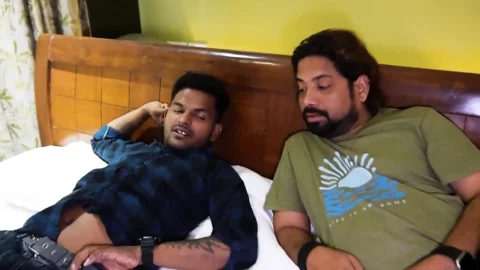 Two Best Spent Their Sexy with a Sexy Beautiful Girl, a Hardcore Threesome Sex